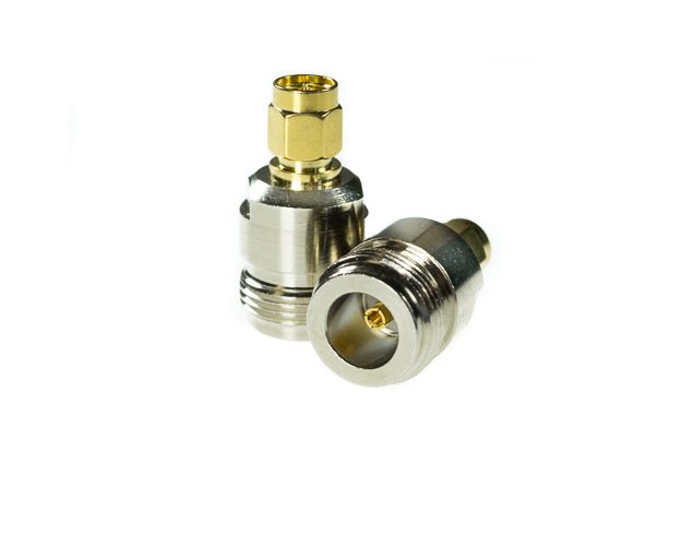 Conector hembra N - macho SMA Conector hembra N - macho SMA